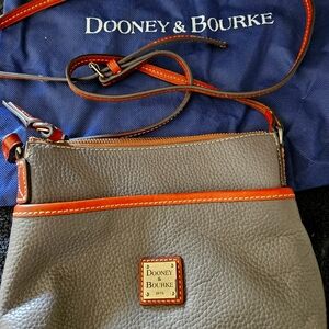 Dooney & Bourke Shoulder bag